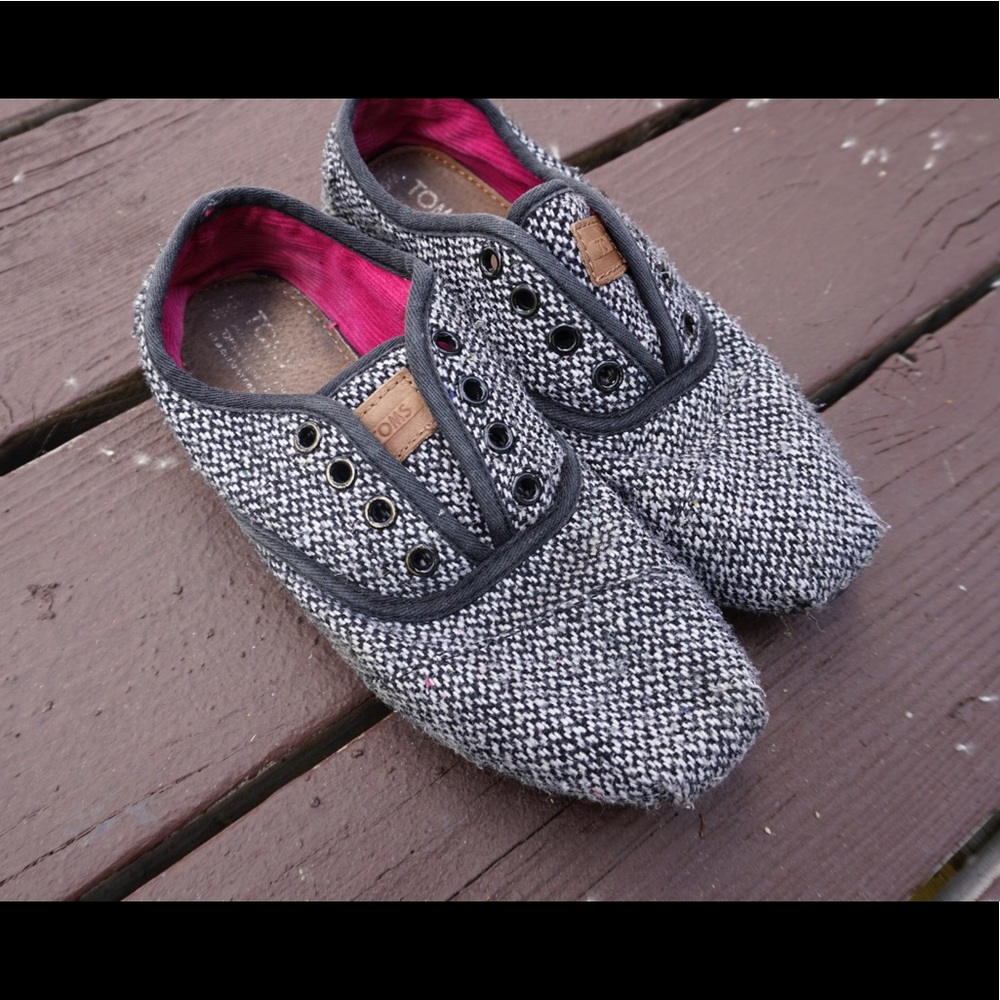 Toms